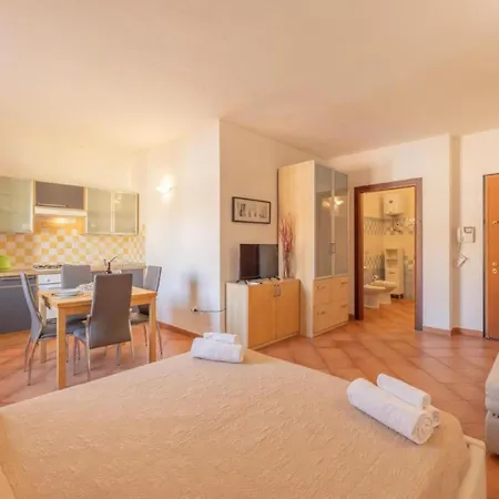 Lejlighed Relaxing Cristal Blu Sleeps 4 Num1493 *