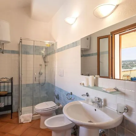 Relaxing Cristal Blu Sleeps 4 Num1493