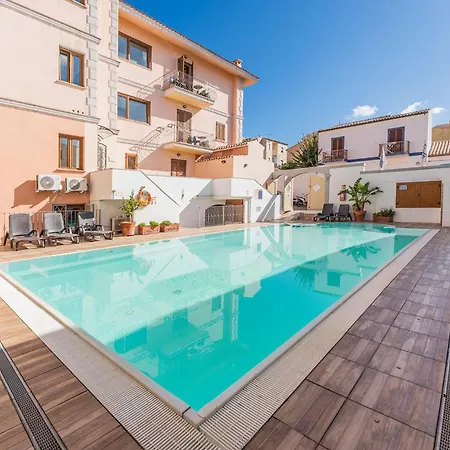 Apartment Relaxing Cristal Blu Sleeps 4 Num1493