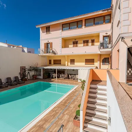 Apartment Relaxing Cristal Blu Sleeps 4 Num1493 *